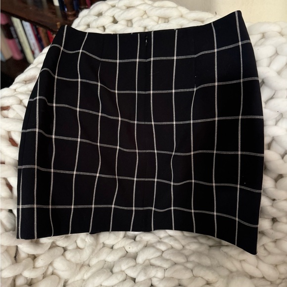 Loft black & white windowpane wrap skirt - Picture 4 of 4